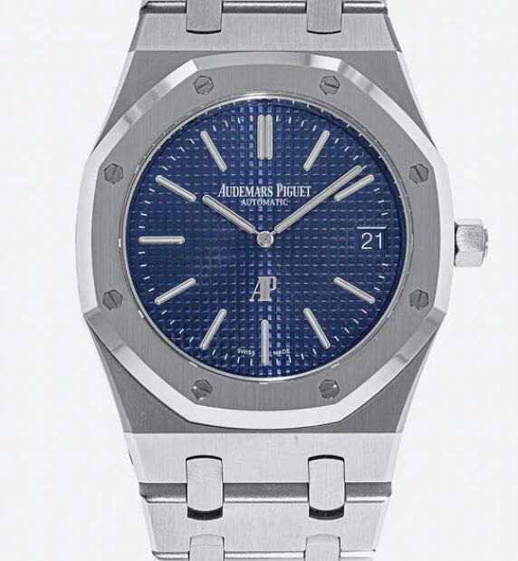 Audemars Piguet Royal Oak 'Jumbo' Extra Thin Ref. 15202ST Blue Dial In Stainless Steel 15202ST.OO.1240ST.01