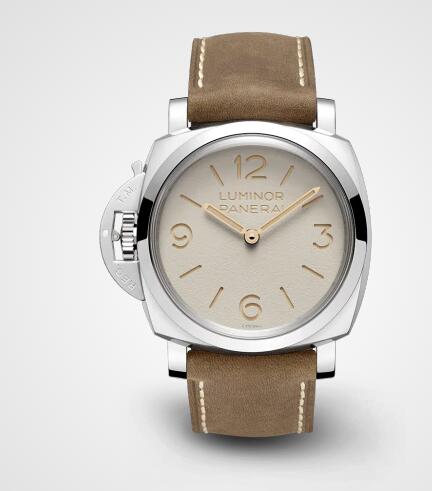 Panerai Luminor Left-Handed 47mm Replica Watch PAM01075